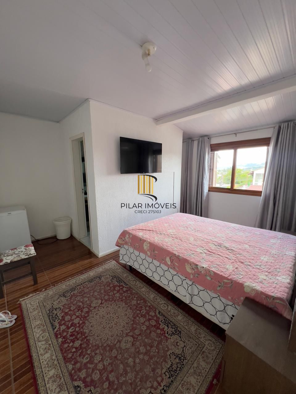 Ampla casa no Bairro Restinga 4 Dormitórios sendo um suíte