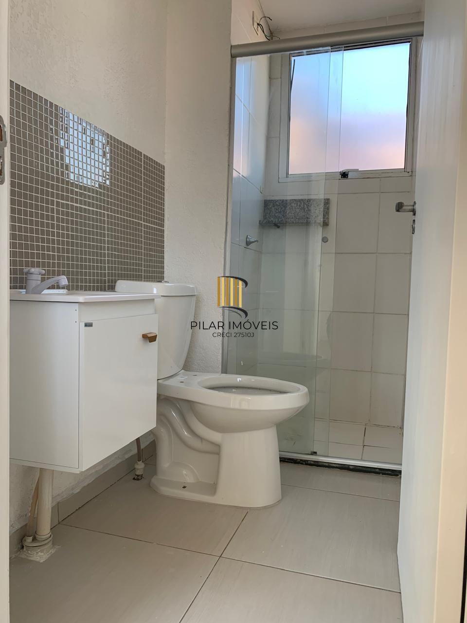 Apartamento no bairro Hípica - 2 dormitórios - 1 vaga