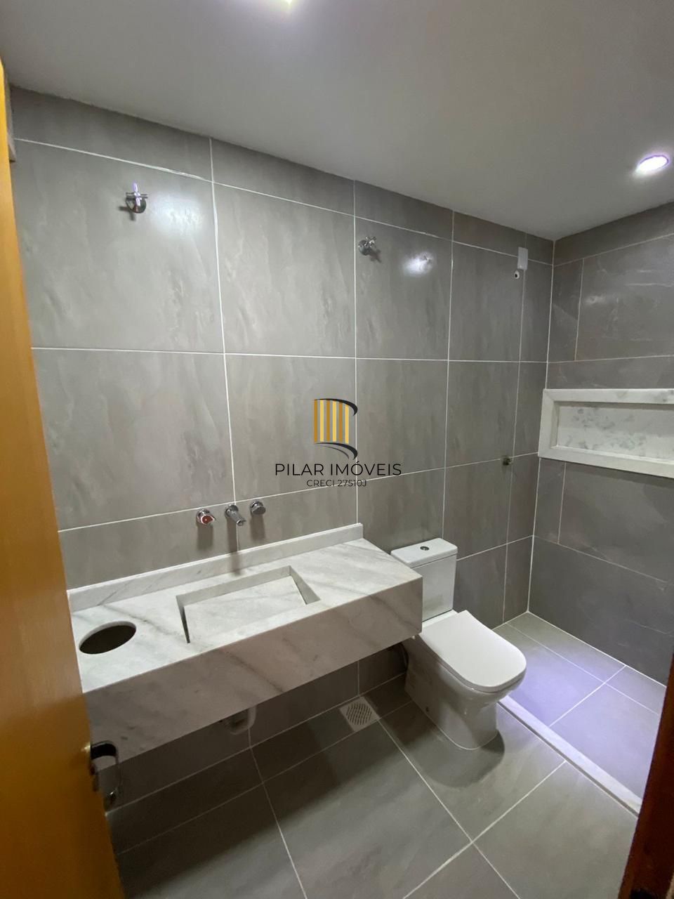Casa 3 dormitórios no bairro Aberta dos Morros