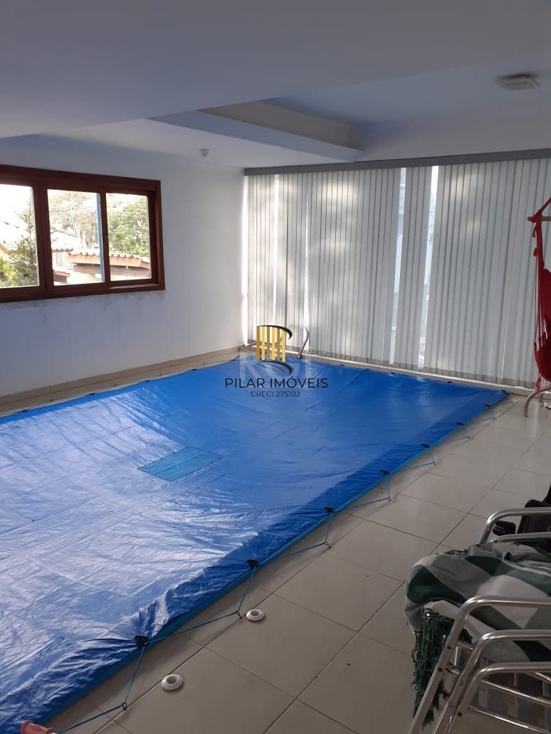 Casa 4 dormitórios no bairro Hípica