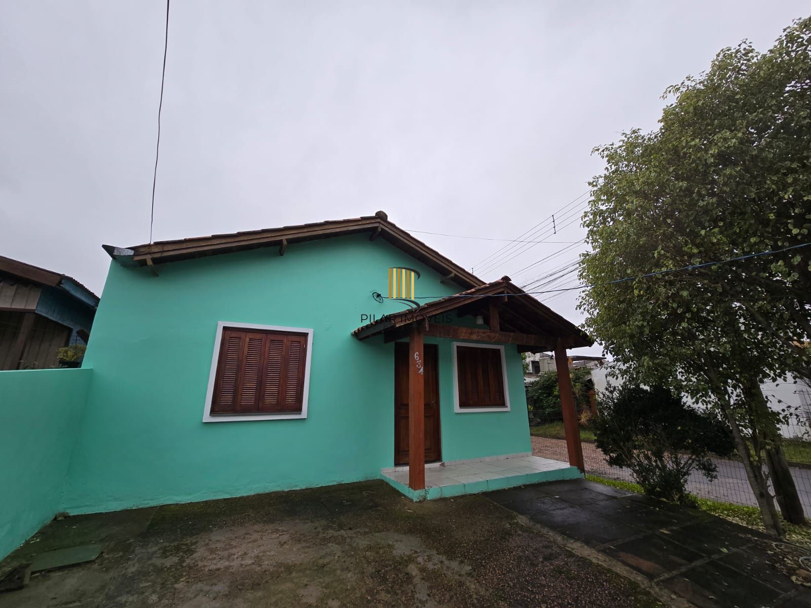 Casa de esquina no bairro Hípica - 2 dormitórios - Pilar Imóveis