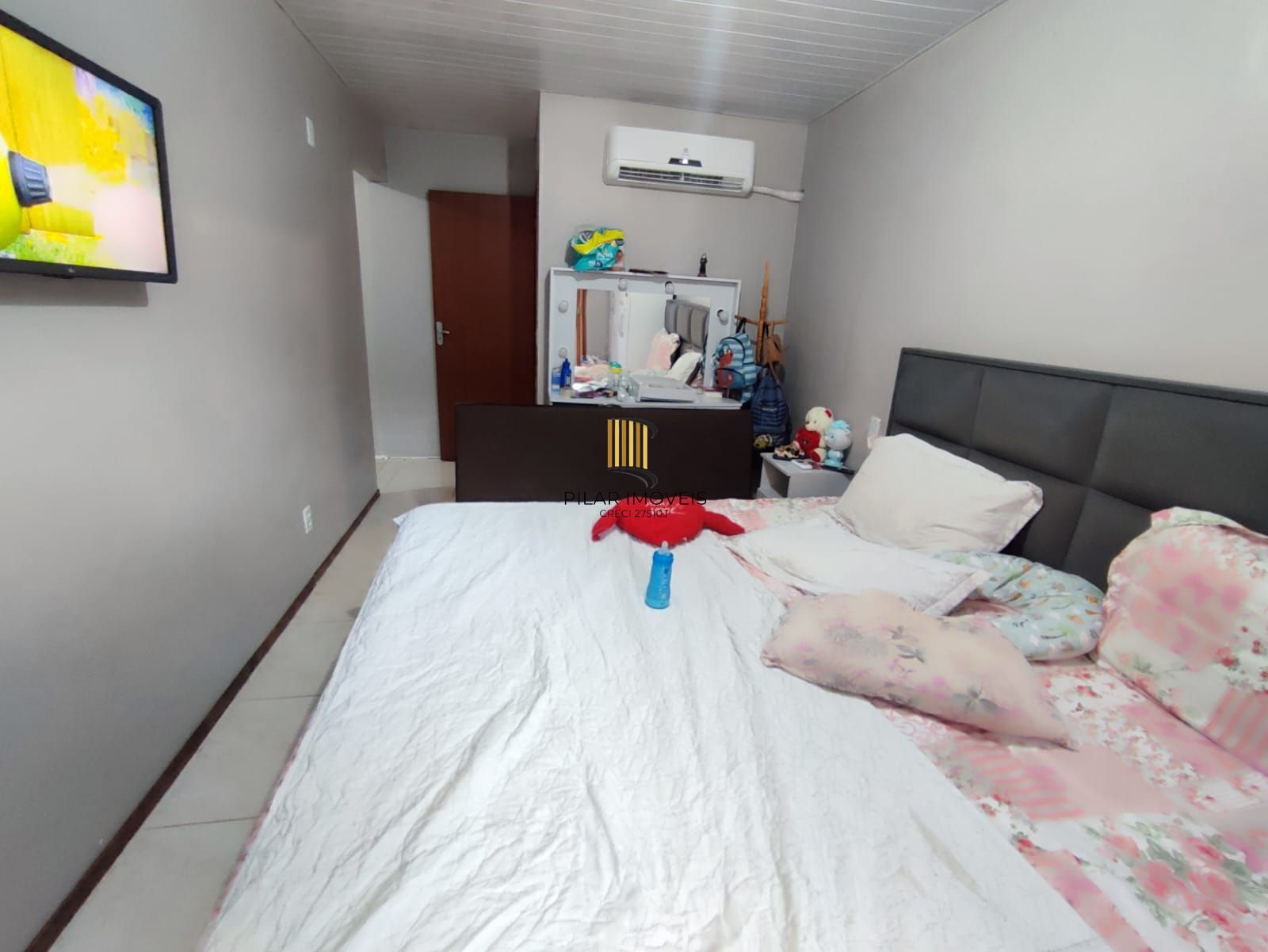 Casa no bairro Hípica - 2 dormitórios - 1 suíte