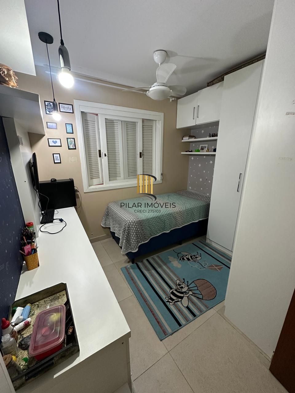 CASA DE ESQUINA NO MORADAS DO SUL - 4 DORMITÓRIOS