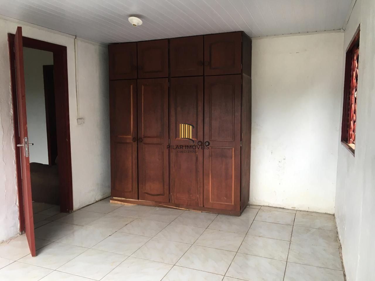 Casa no bairro Ipanema - 2 dormitórios