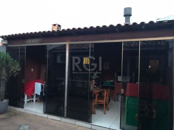 Casa no bairro Hípica - Moradas do Sul - 2 dormitórios