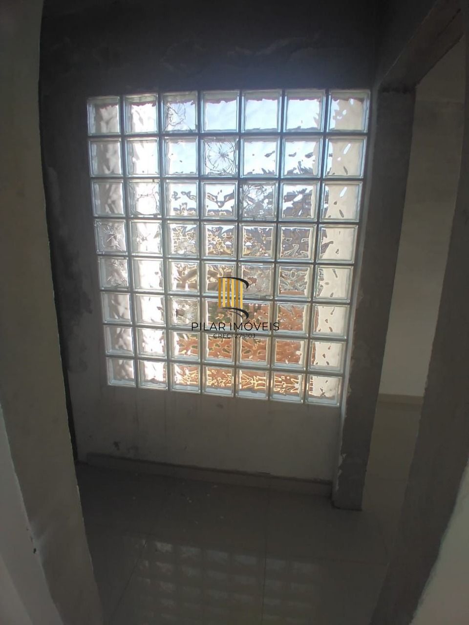 Sobrado no bairro Aberta dos Morros - 3 dormitórios - 1 suíte