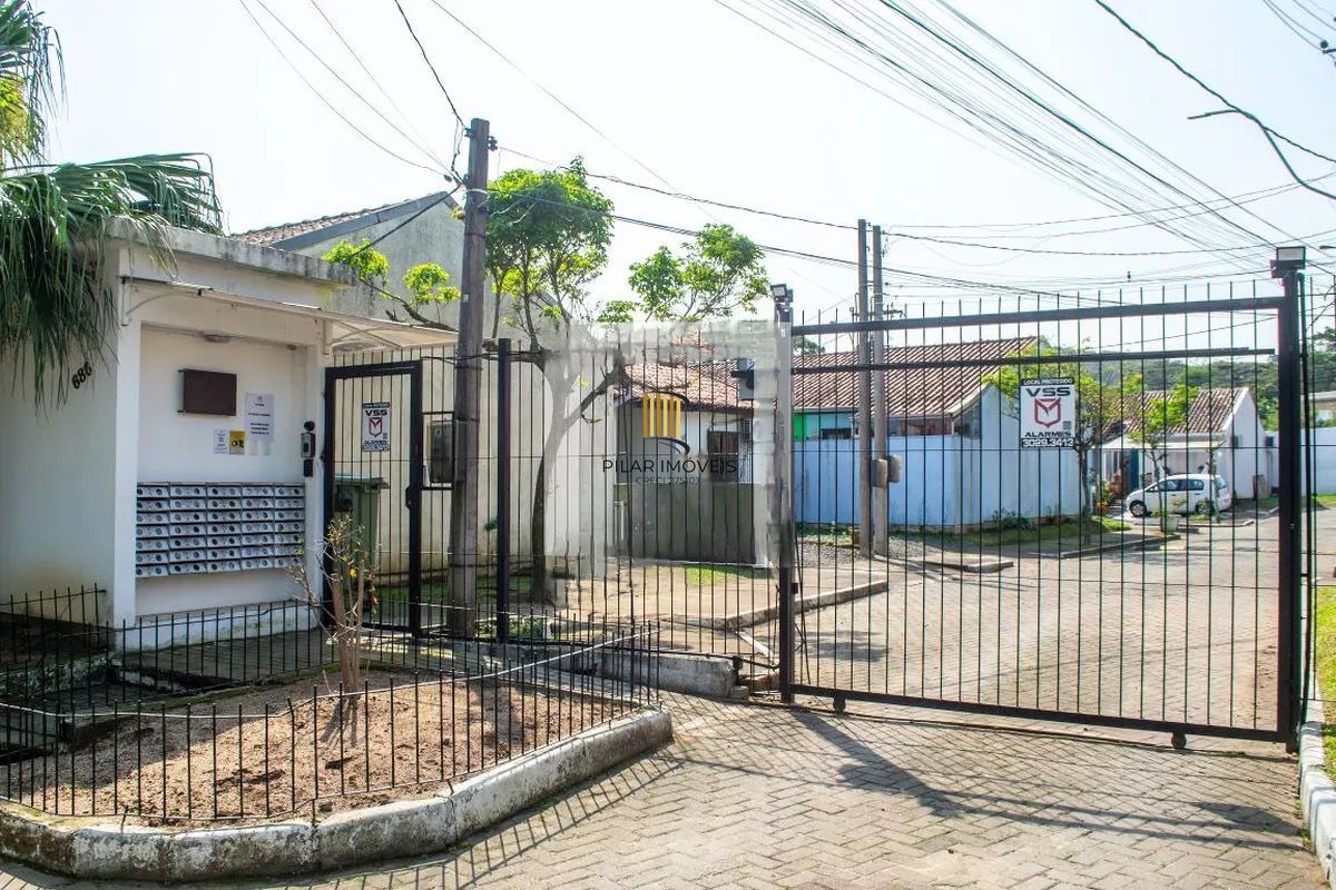 Casa em condomínio - 1 Dormitório