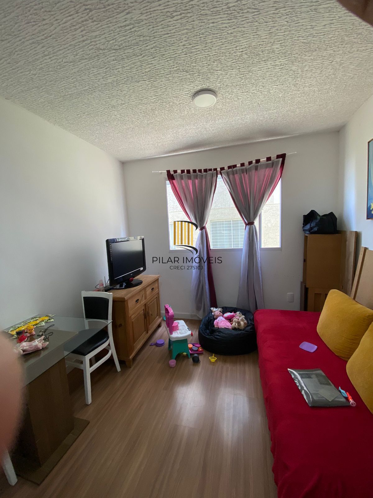 Apartamento 2 dormitórios no bairro Rubem Berta