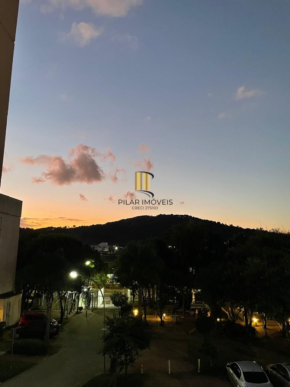 Apartamento semi mobiliado no bairro Hípica - 2 dormitórios