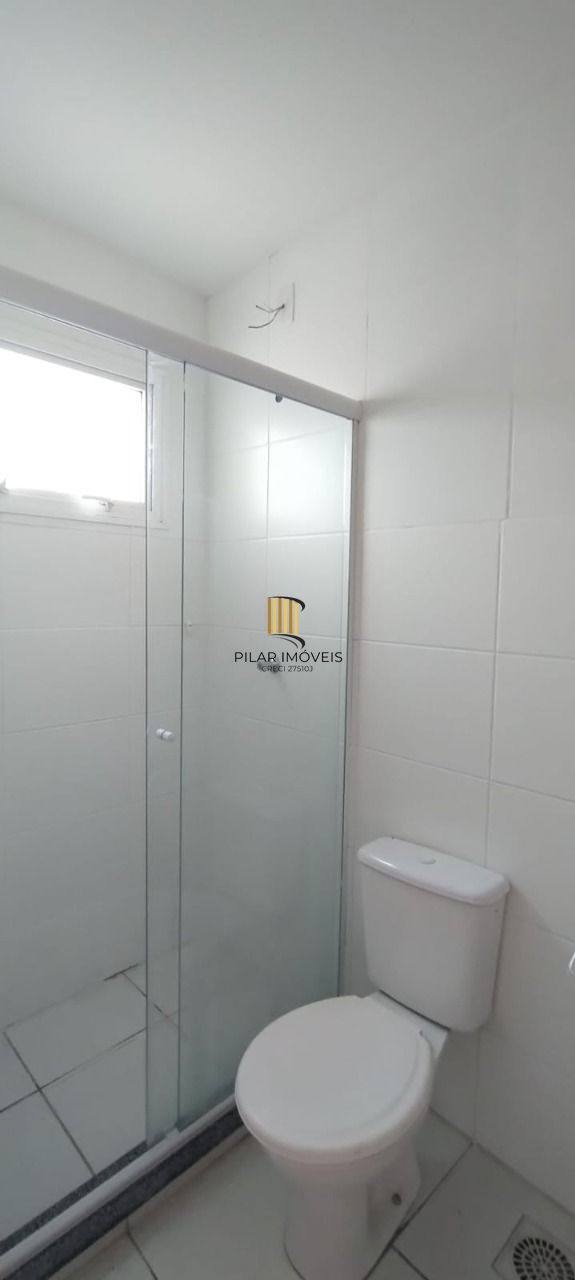 Sobrado no Bairro Hípica - 3 Dormitórios