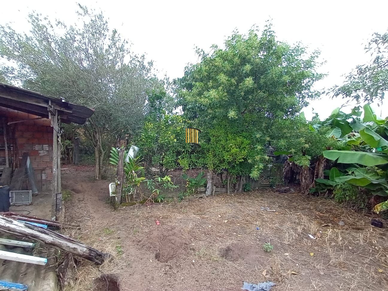 Casa no bairro Lami com terreno de 500 m²