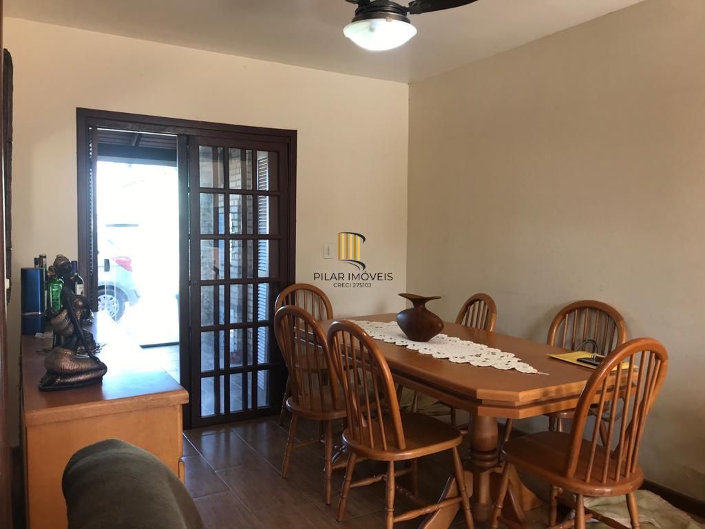 Sobrado semi mobiliado de 3 dormitorios sendo uma suite no bairro Hipica