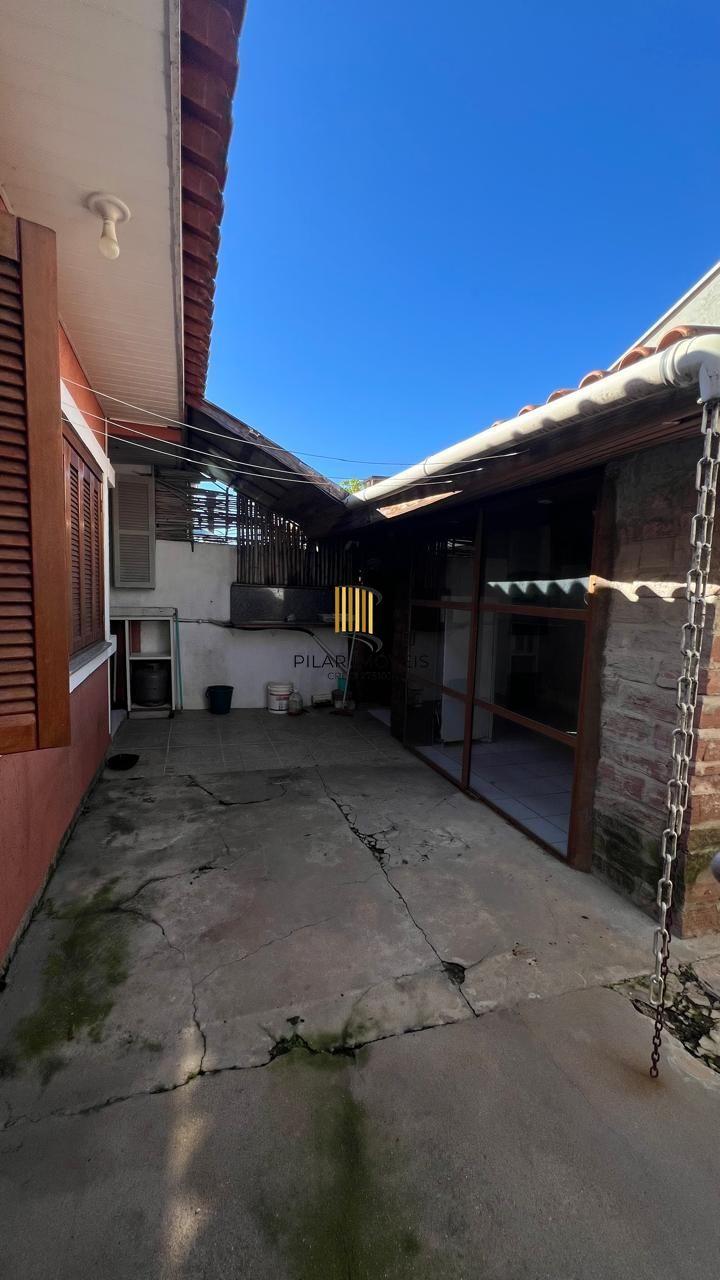 Casa de 3 dormitórios Localizada no Loteamento Moradas do sul Bairro Hípica