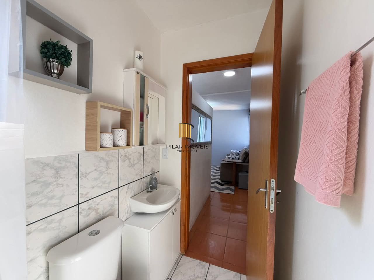 Apartamento mobiliado 2 dormitórios - Restinga