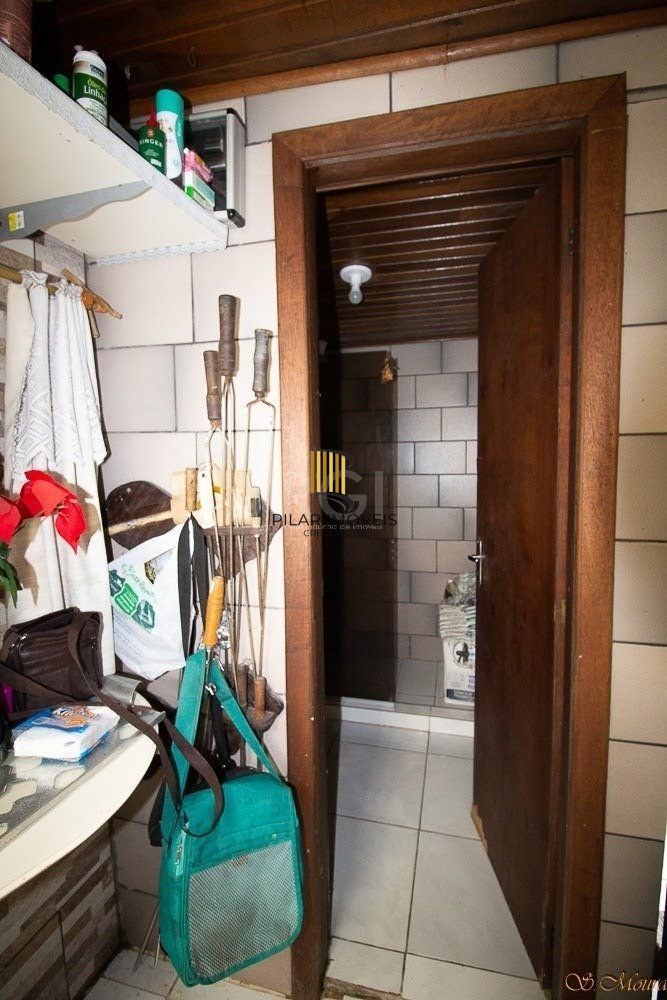 Casa no Bairro Tristeza - 3 dormitórios