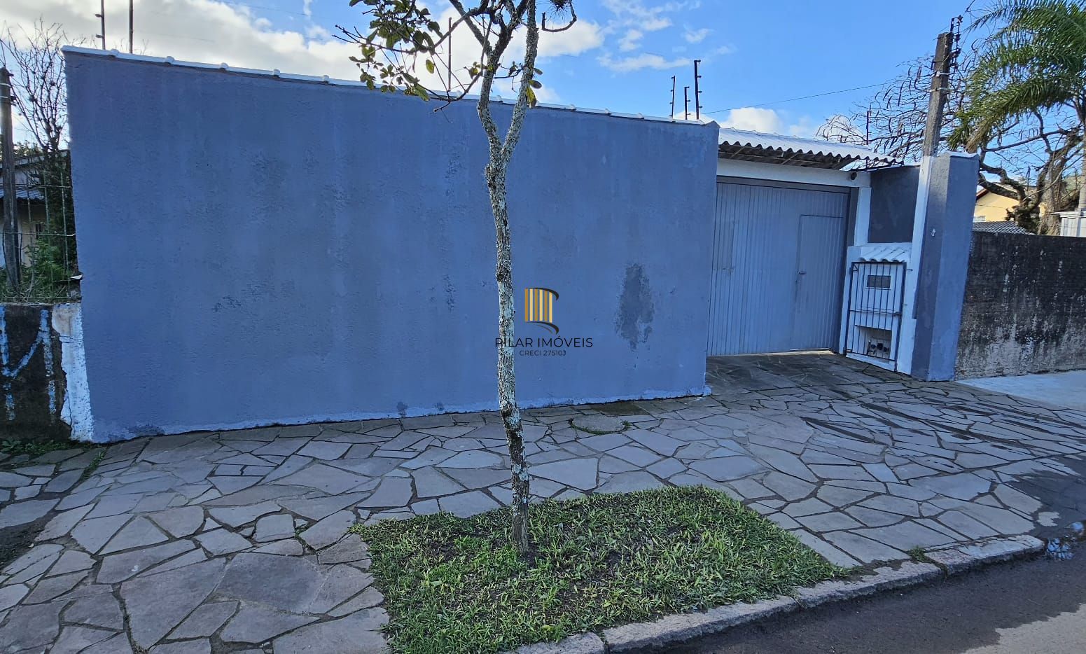 Casa 3 dormitórios Bairro Guarujá