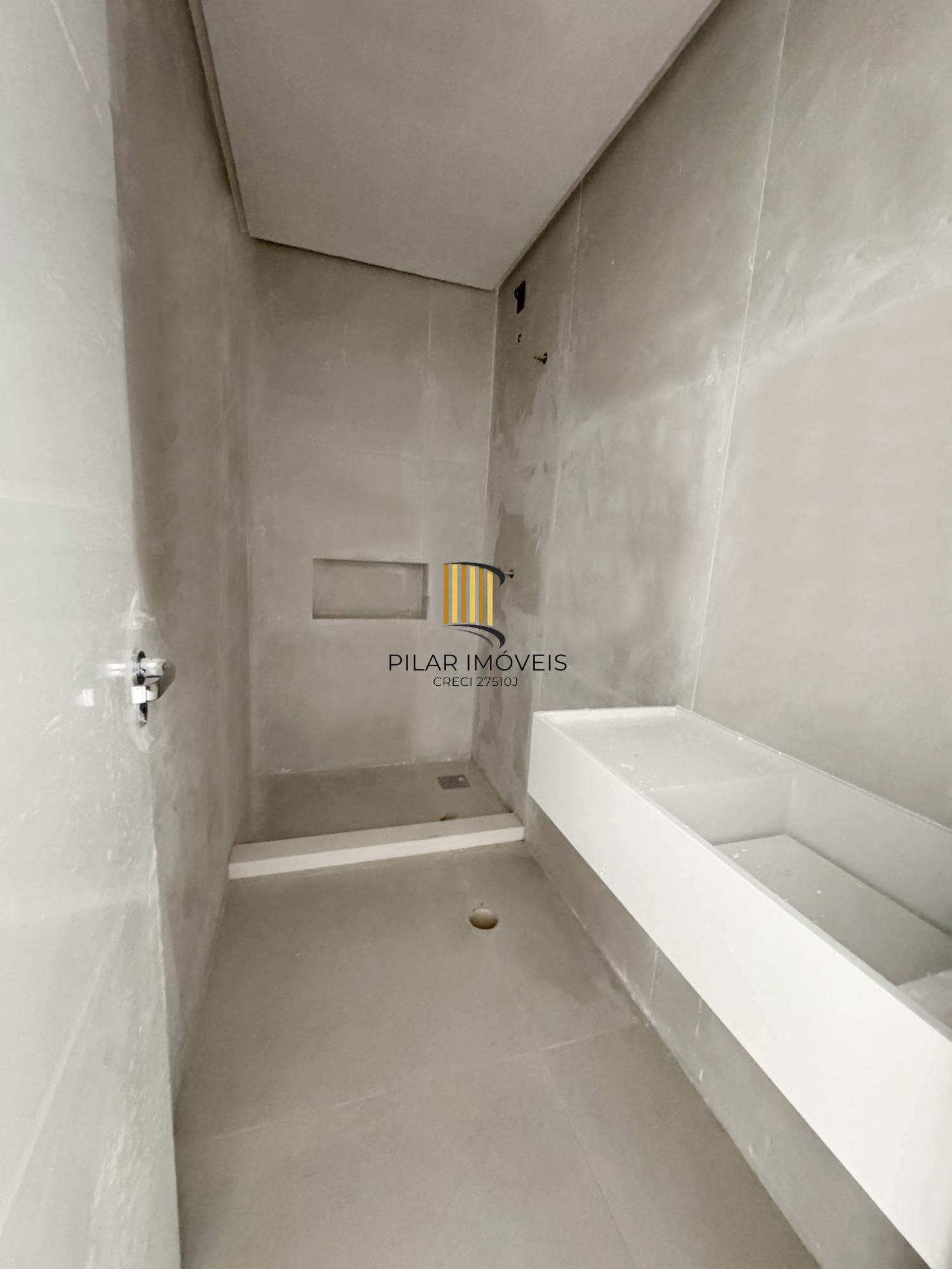 SOBRADO 3 SUITES - TRISTEZA