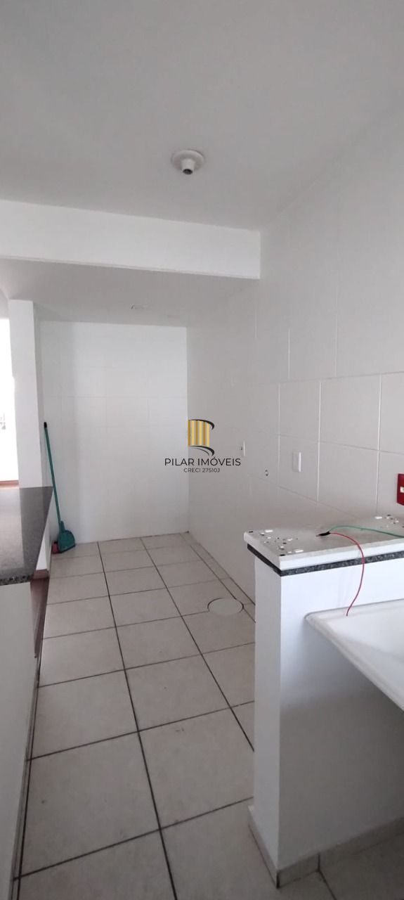 Sobrado no Bairro Hípica - 3 Dormitórios