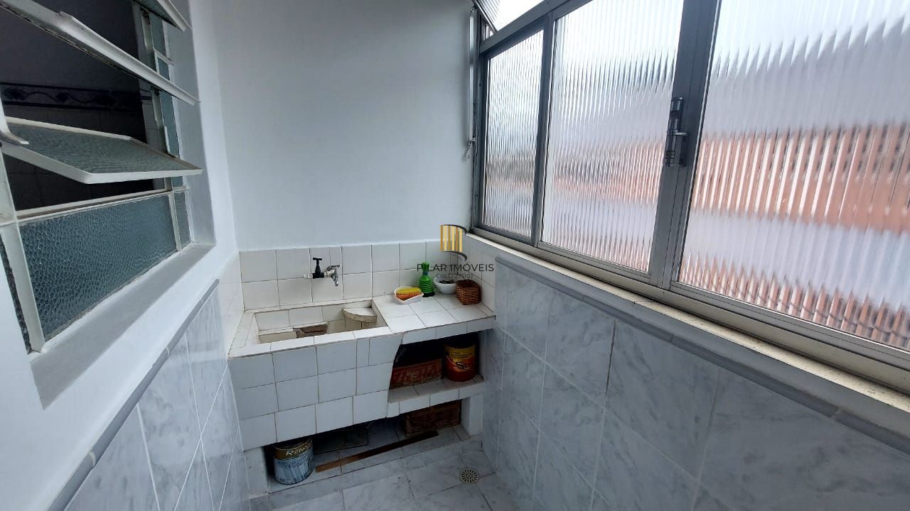Apartamento no bairro Cristal 2 dormitórios -  1 vaga de garagem