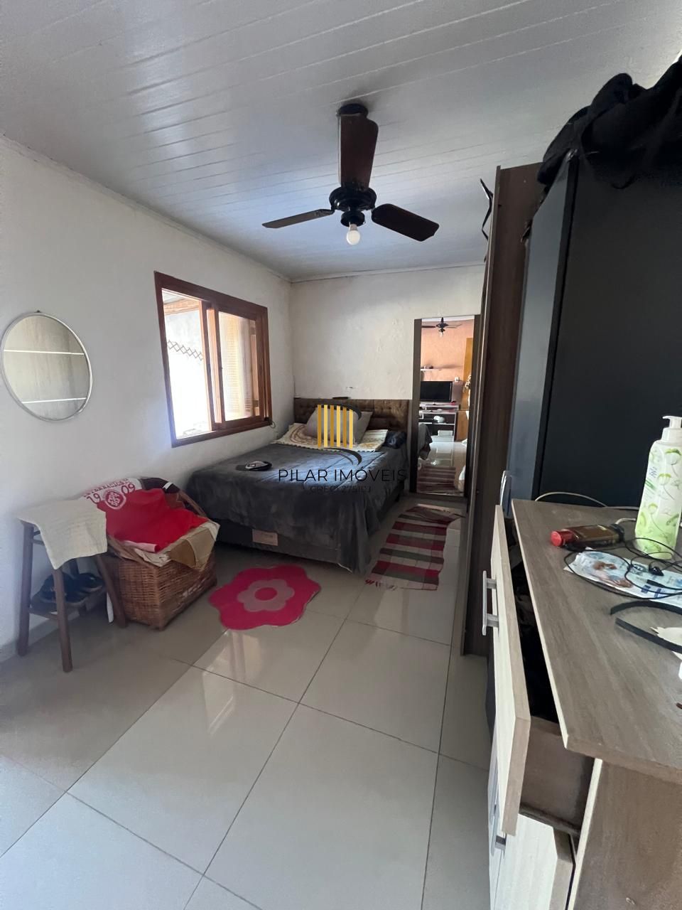 Casa a venda no Bairro Hípica - 3 dormitórios - 2 vagas