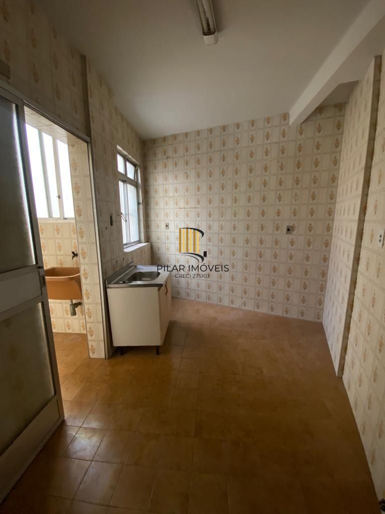Apartamento no bairro Floresta - 3 dormitórios