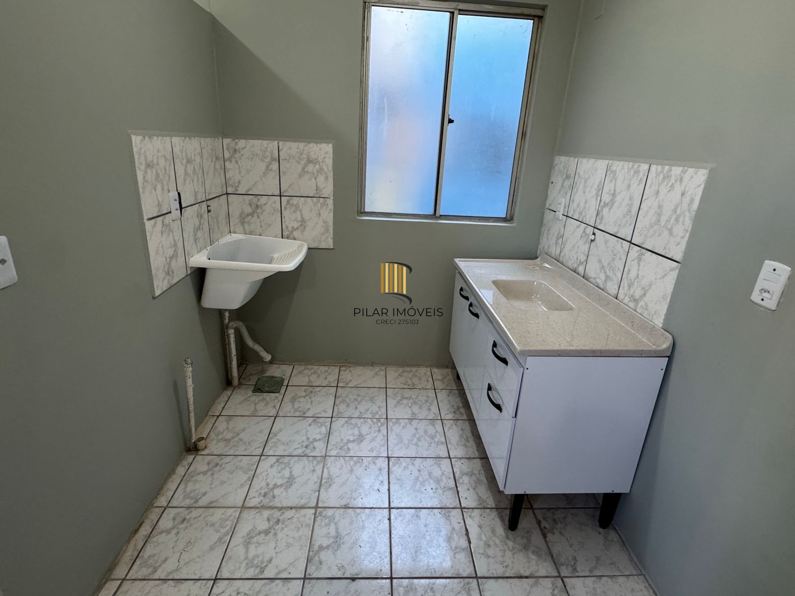 Apartamento o bairro Restinga - 2 dormitórios