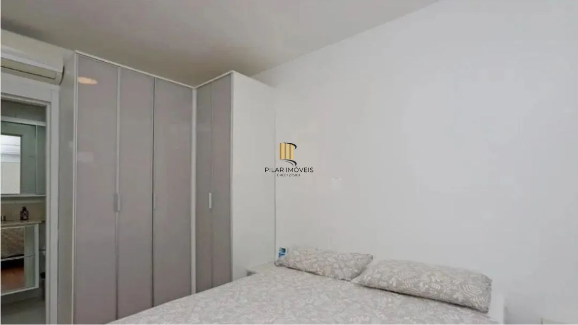 Ótimo apartamento de 2 dormitórios localizado no Bairro Vila Nova