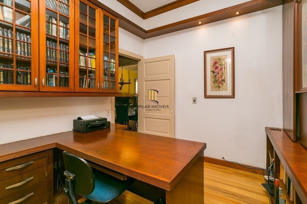 Casa no bairro Ponta Grossa com suíte presidencial