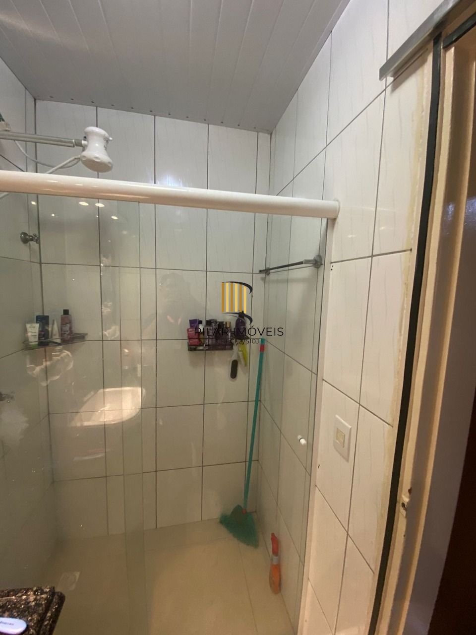 Casa 2 dormitórios no bairro Hípica