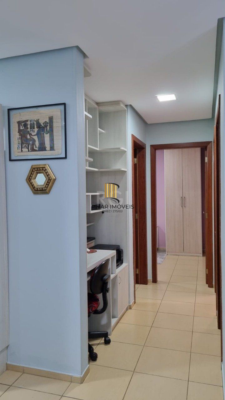 Apartamento no bairro Cavalhada - 3 dormitórios