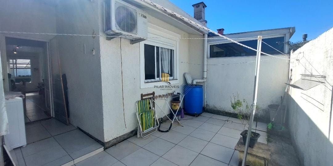 Casa em condomínio no bairro Hípica - 2 dormitórios - 1 Vaga