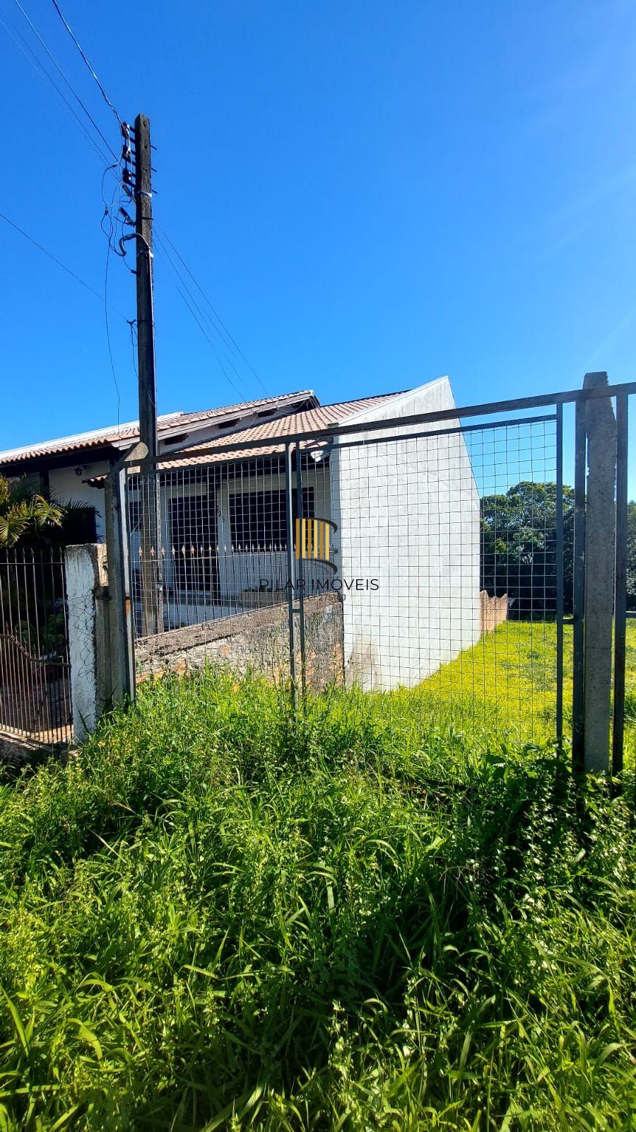 Casa no bairro Vila Nova - 4 dormitórios, Sendo 1 Suíte