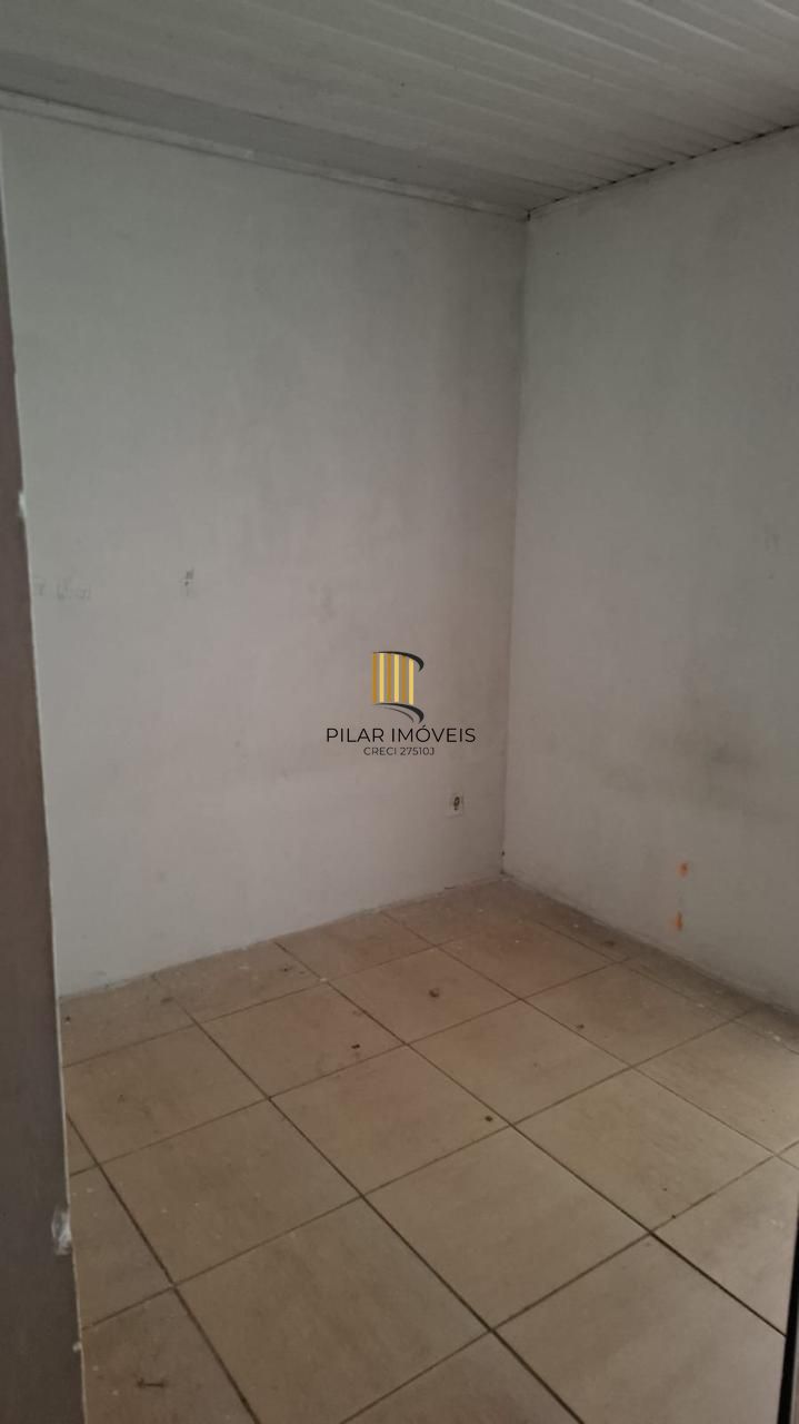 Sobrado com 2  dormitórios- Restinga