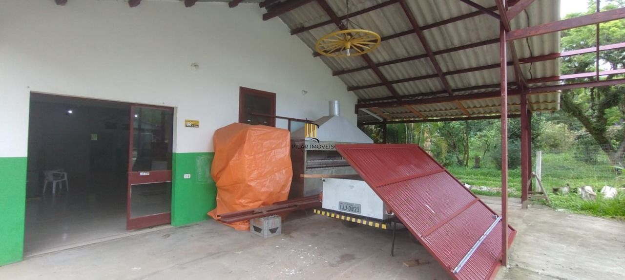 Pavilhão no bairro Restinga