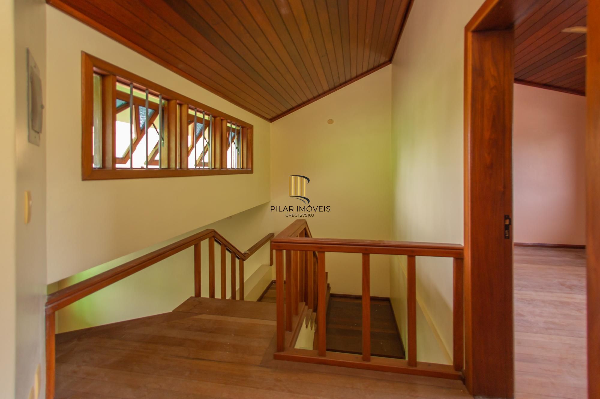 Casa com 3 quartos e 185m² à venda em Vila Nova