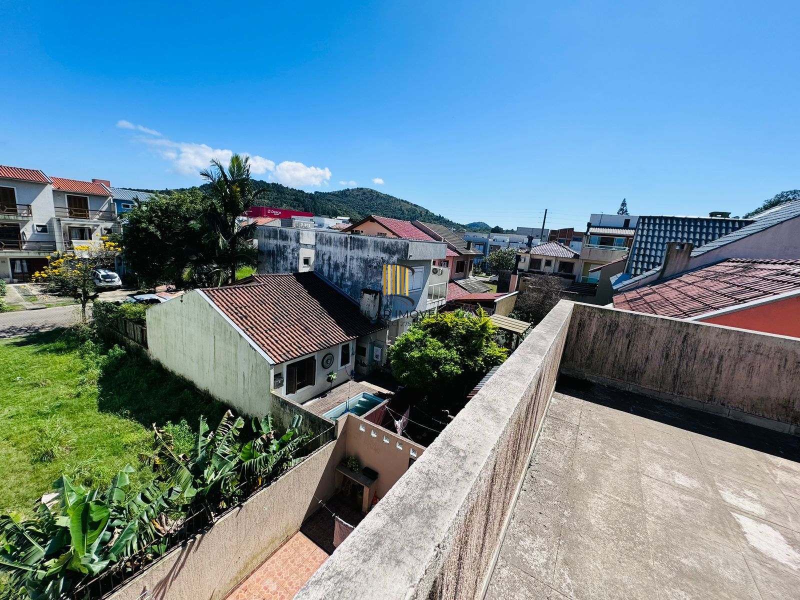 Casa no bairro Hípica - 3 dormitórios