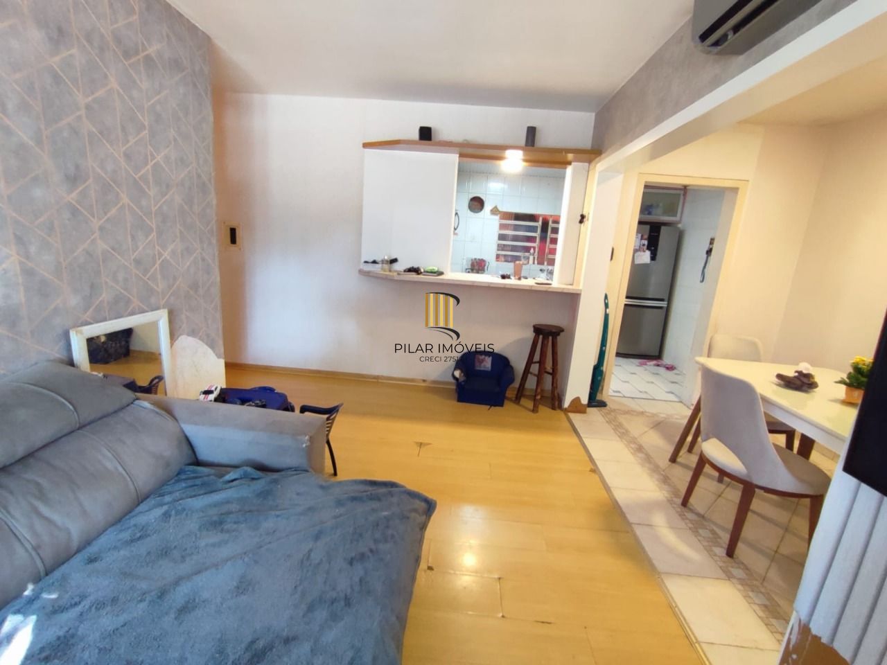 Casa no bairro Teresópolis - 3 dormitórios