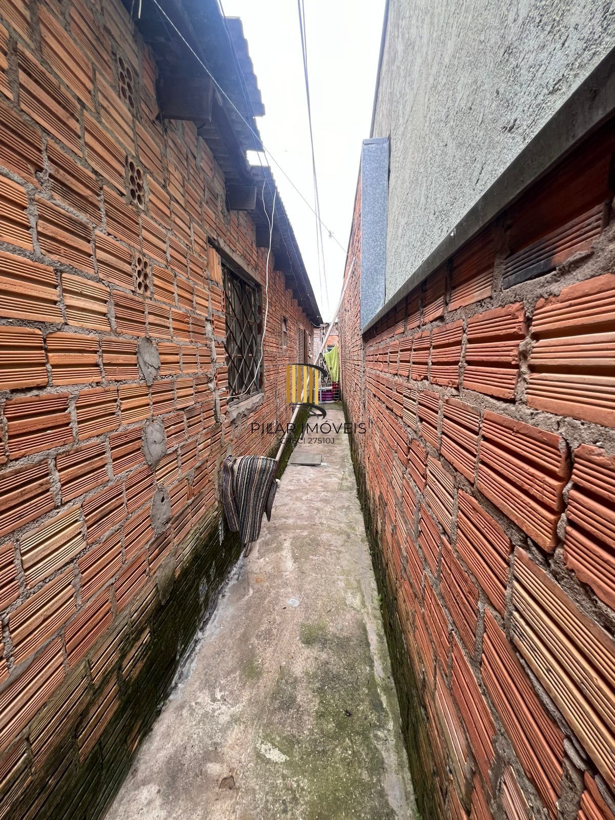 Casa de 2 Dormitórios no bairro Hipica