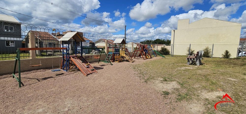 Casa Sobreposta térrea, com 2 dormitórios - Zona sul