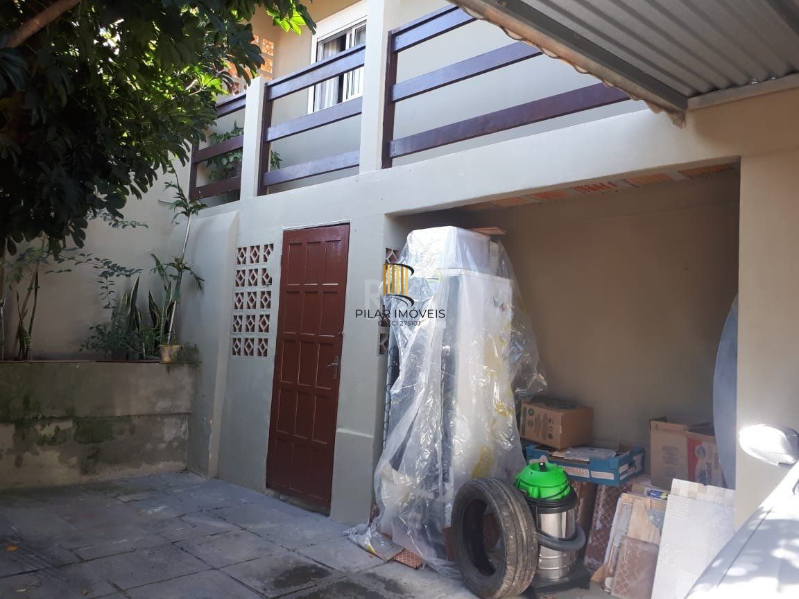 Casa no bairro Vila Nova - 3 dormitórios