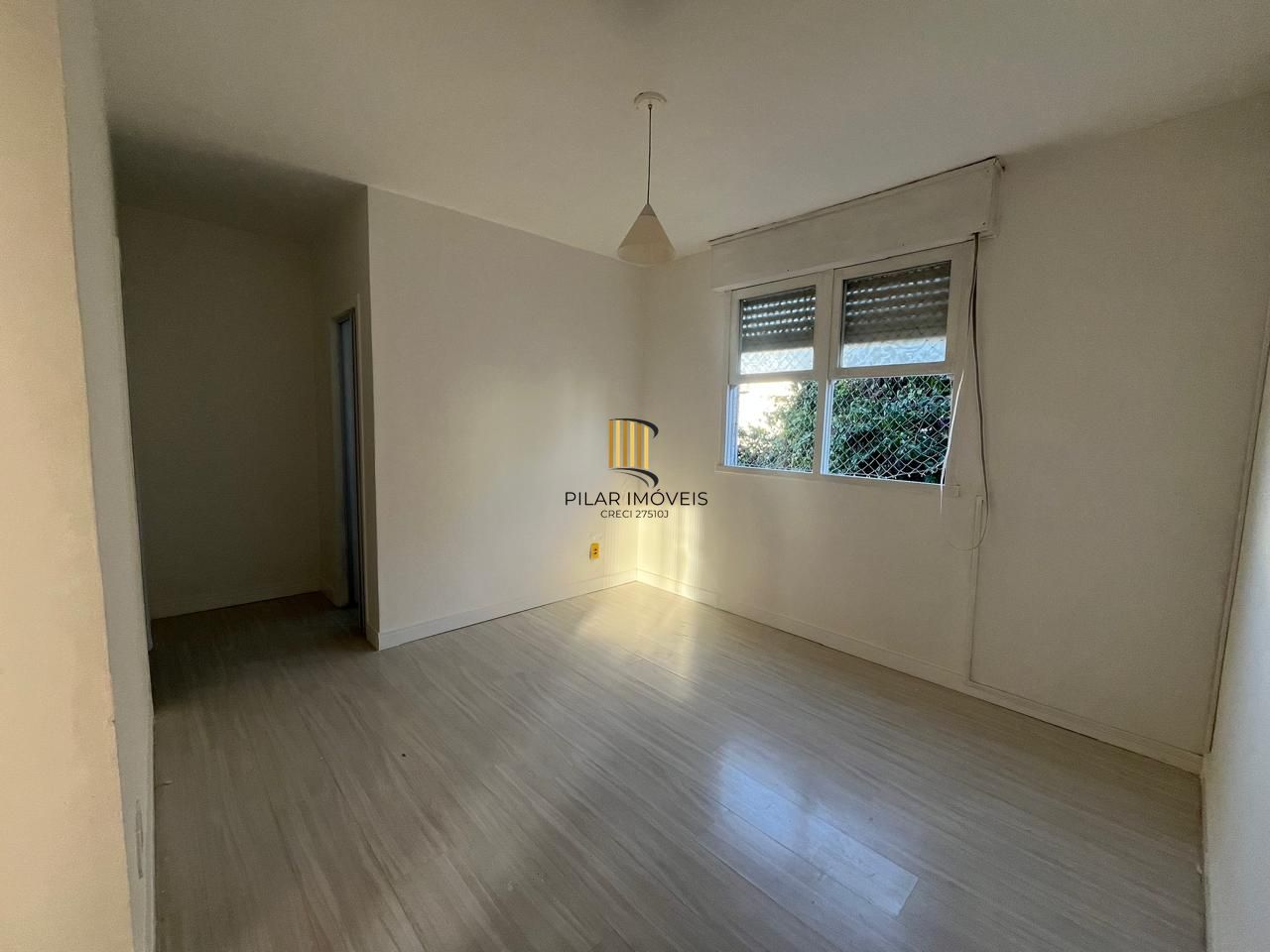 Apartamento no bairro Camaquã - 1 dormitório - 1 vaga
