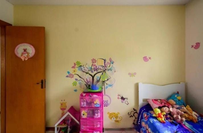 Casa com piscina no bairro Hípica - Moradas do Sul