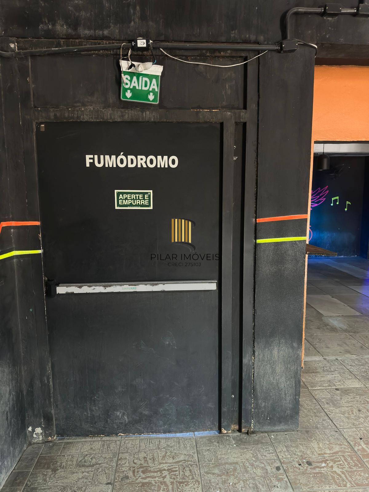 Loja comercial-bairro Hipica