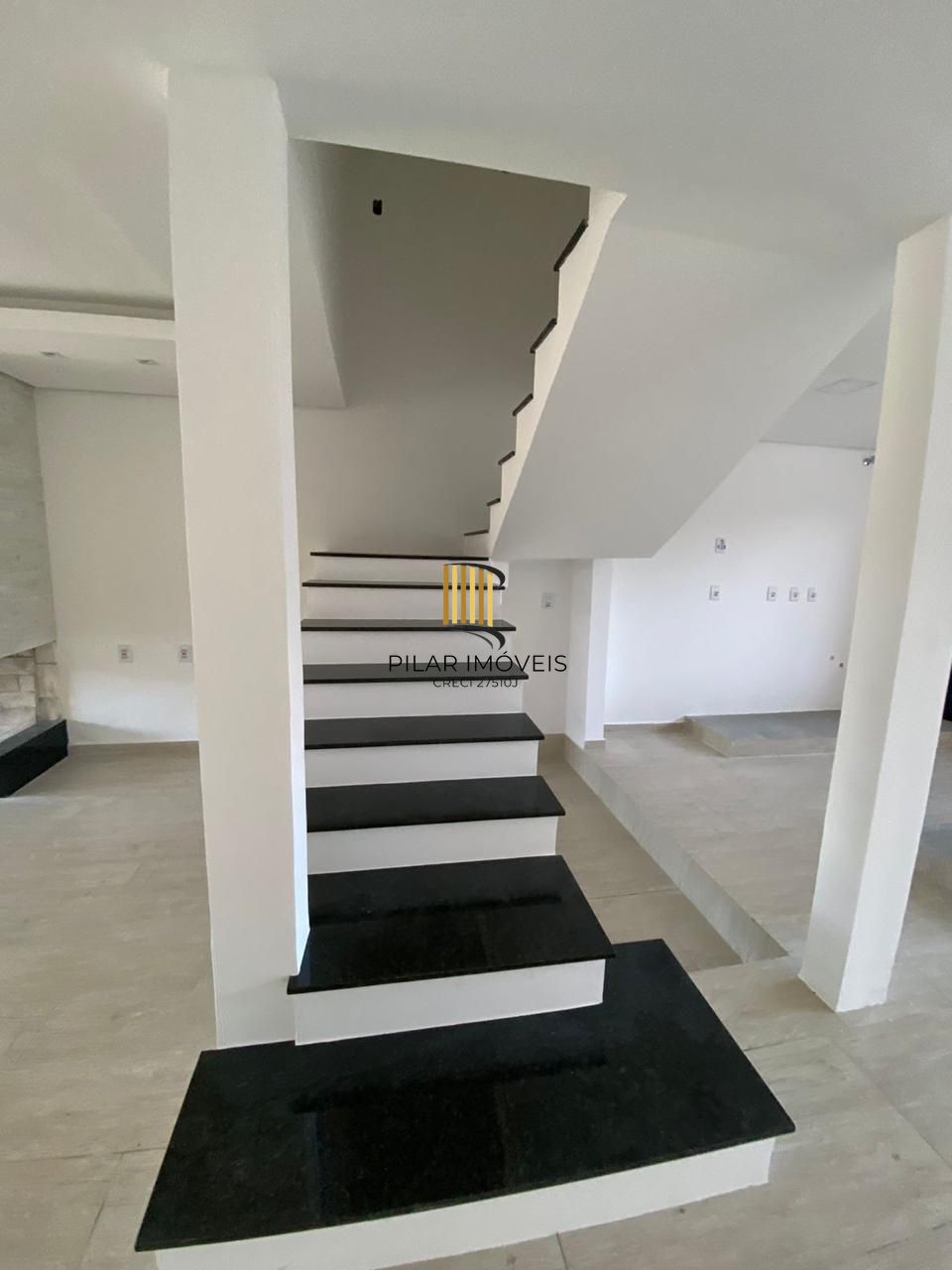 Casa 3 dormitórios no bairro Aberta dos Morros