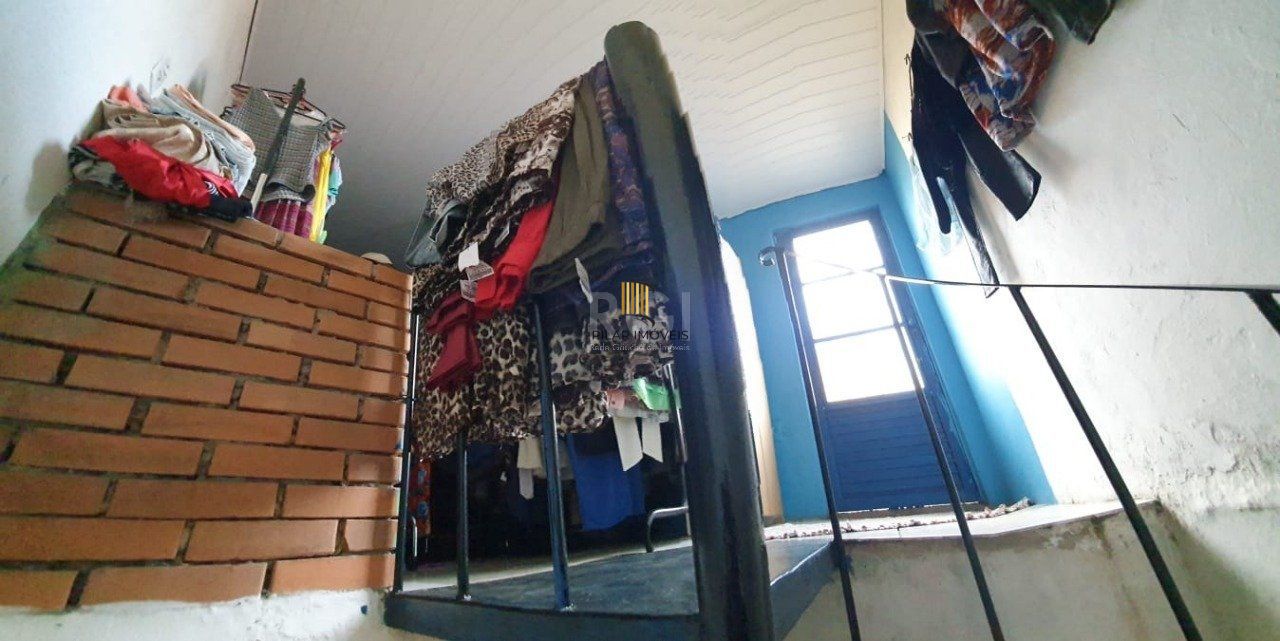 SOBRADO BAIRRO ABERTA DOS MORROS - 4 DORMITÓRIOS