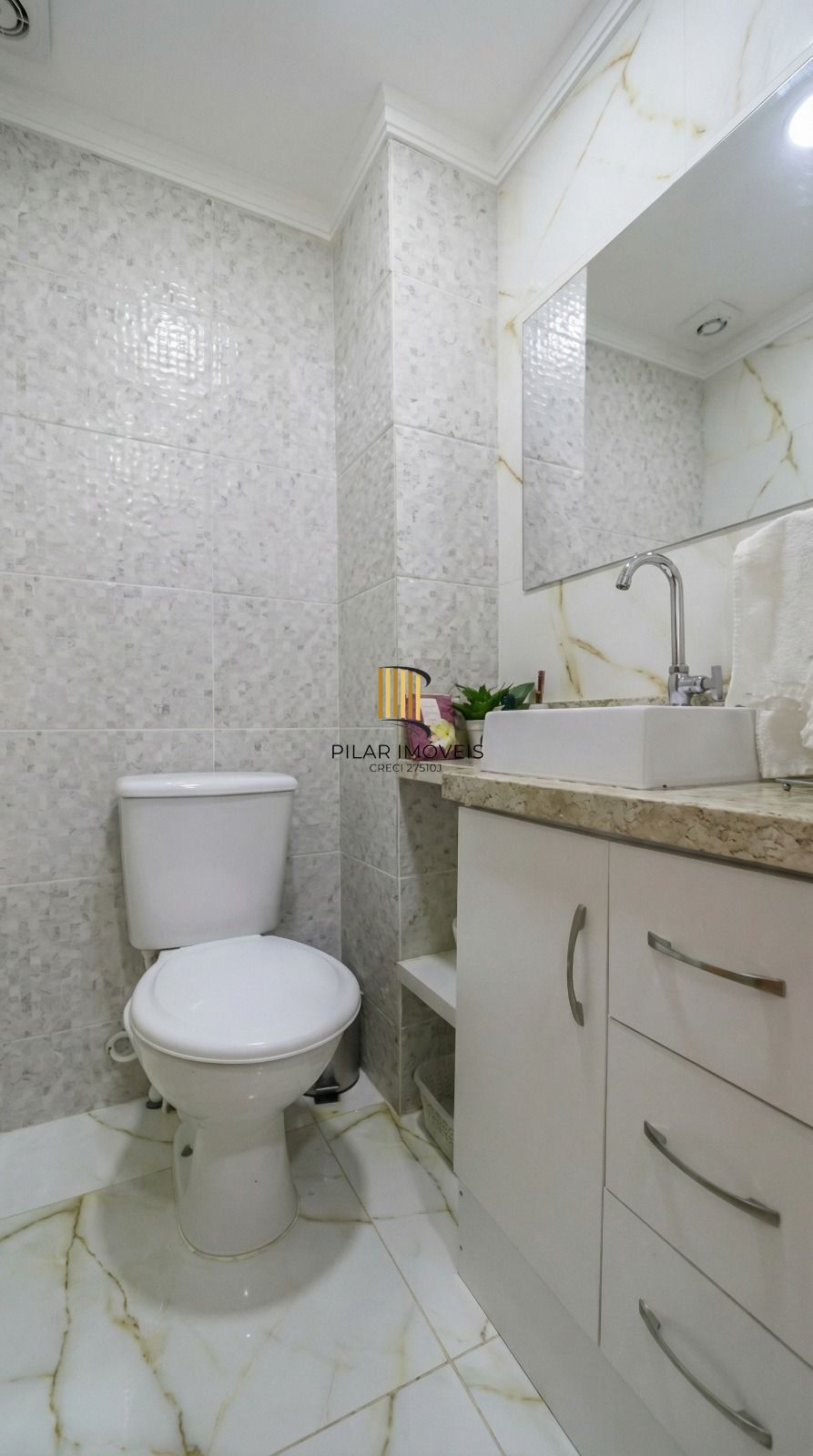 Casa 3 dormitórios Bairro Hípica