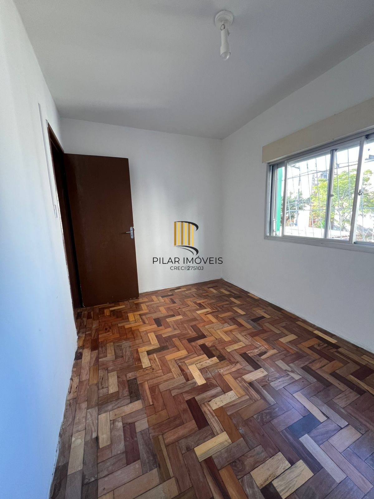 Ótimo Apartamento de 2 dormitórios Localizado no bairro Restinga