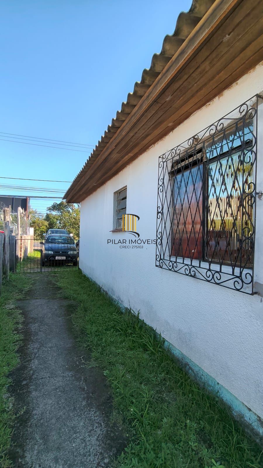 Casa com Terreno Grande com ótima Localização