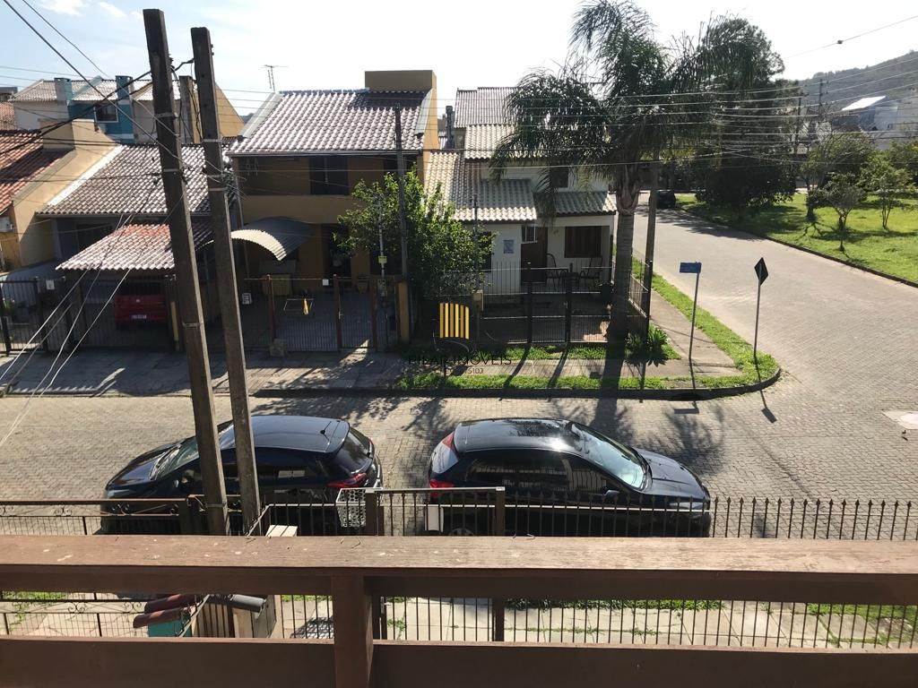 Sobrado semi mobiliado de 3 dormitorios sendo uma suite no bairro Hipica