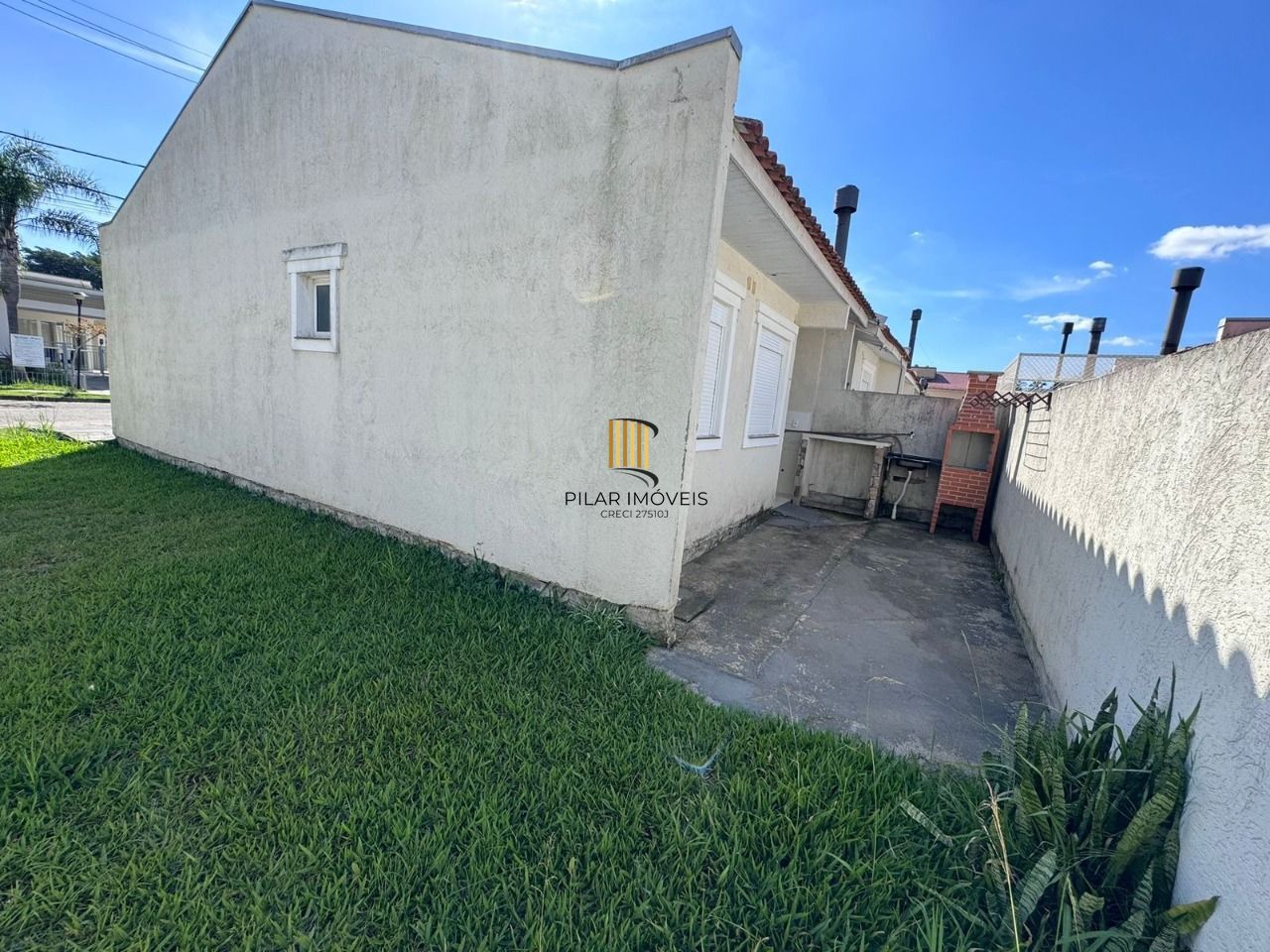 Casa 3 dormitórios no bairro Hípica